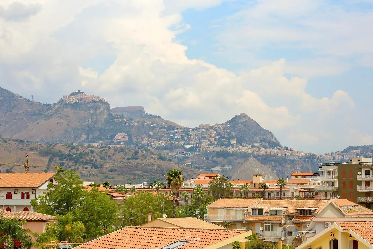 Attico Recanati Hotel Giardini-Naxos